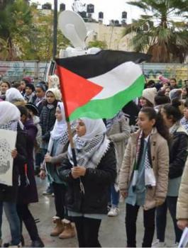 مشروع المئة مدرسة في غزة 