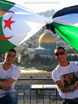 فلسطين والجزائر 
