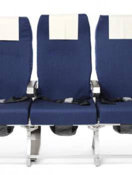 شركة طيران اماراتية تسمح للمسافر بدفع رسوم إضافية للحصول على مقاعد خالية بجواره