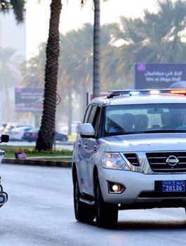 طفل عربي يقاضي والدته 