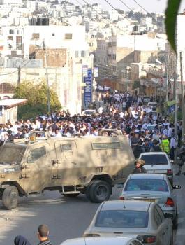 اغلاق وسط الخليل لاقتحامات المستوطنين 