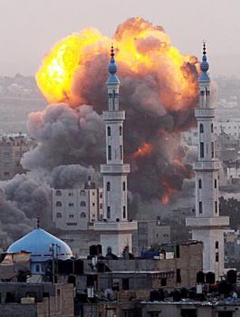 قصف على غزة 