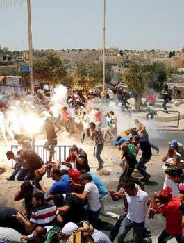 الرئيس يعلن قطع الاتصالات مع دولة الاحتلال