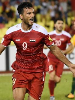 السومة يعلق على تغريدة محمد صلاح التي واسى بها المنتخب السوري