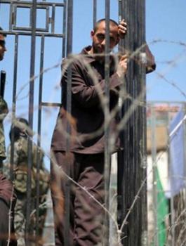 رواتب الاسرى وعائلات الشهداء 