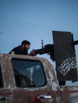 صحيفة: هذه ملامح مرحلة ما بعد تنظيم داعش بسوريا والعراق