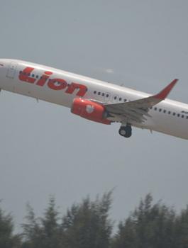 "طيران الخليج" البحرينية توقف الرحلات من وإلى باكستان