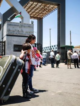 فتح معبر رفح لمدة أربعة أيام للحلات الانسانية والعالقين