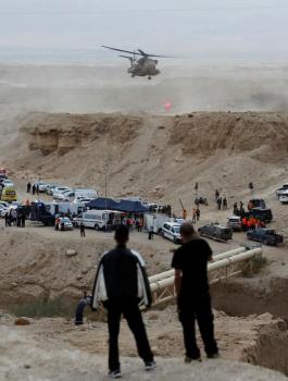 اسرائيل وسيول البحر الميت 