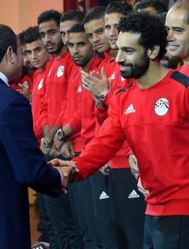 السيسي: واثق من قدرة منتخبنا على الفوز في مباراتي السعودية وروسيا