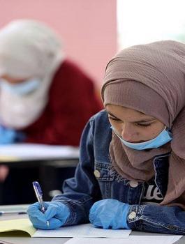 طلاب الثانوية العامة في فلسطين 