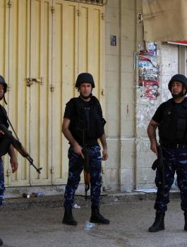 اصابة مواطنين في شجار بنابلس 