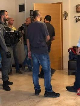الاعتداء على وزير شؤون القدس 