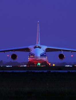 طائرات حربية سويسرية تطارد طائرة بوتين الرئاسية 