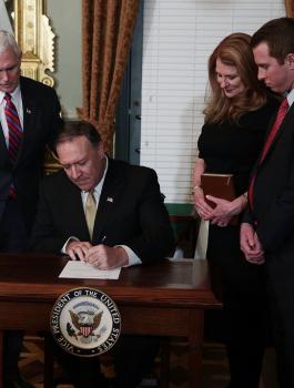 مدير المخابرات الامريكية الجديد 