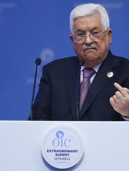 الشيخ وعباس 