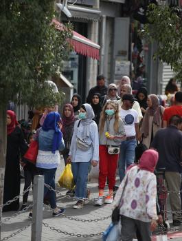 الاسواق التجارية تعود الى المدن الفلسطينية 