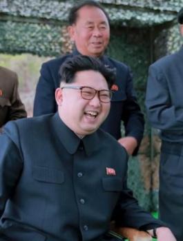 96211793_North_Korean_leader_Kim_Jong_Un_guides_on_the_spot_the_underwater_test-fire_of_strategic_su-large_trans++qVzuuqpFlyLIwiB6NTmJweNtxj9PZ-PQqqpH_qJ95Uw