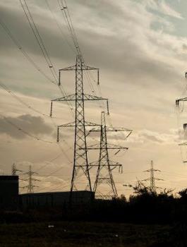 اسرائيل وقطع التيار الكهربائي عن رام الله 