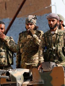 نقل مسلحين من سوريا الى ليبيا 