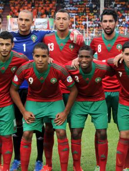 المنتخب المغربي يتمسك بالفرصة الأخيرة لضم لاعب برشلونة 