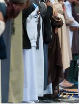 التجمع الأضخم بأوروبا.. 100 ألف مسلم يصلون العيد في برمنغهام (شاهد)