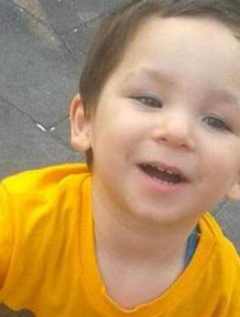 ام تركية تقتل طفلها 