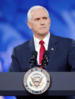 العقوبات الامريكية على الصين 