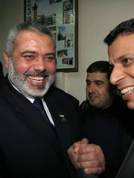 دحلان وحماس 