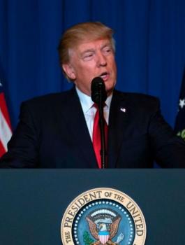 ترامب: داعش يسقط بسرعة كبيرة