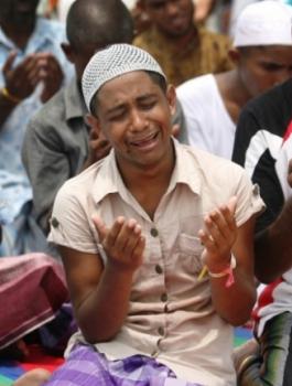 جيش ميانمار ينفذ جرائم ضد الانسانية بحق مسلمي الروهينغيا 