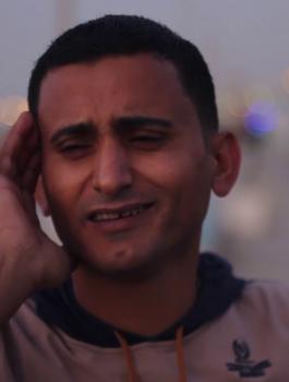 صورة: عادل المشوخي مشرداً في شوارع مصر!