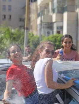 67352332_762099510873654_8183946138261389312_n