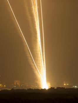 قصف على غزة 