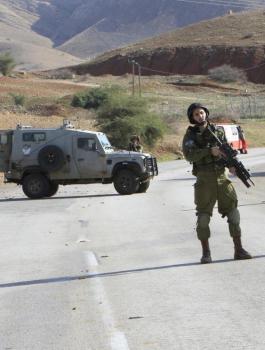 حواجز للجيش الاسرائيلي في الضفة الغربية 