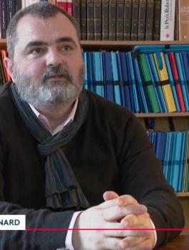 موظف يحصل على تعويض 46 الف دولار 