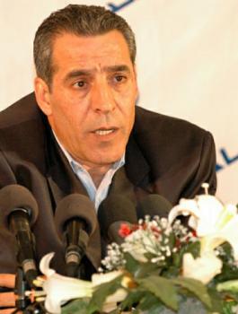 حسين الشيخ وضرائب البترول 