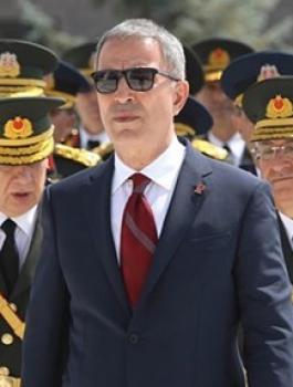 وزير الدفاع التركي والارهابيين في منبج 