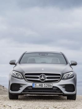 2016-Detroit-Auto-Show-Mercedes-Benz-E-Class-revealed-18-1024x679