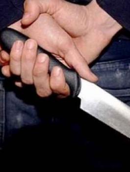 شخص يقتل شقيقته في عمان 