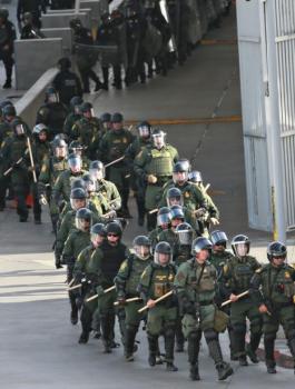 اغلاق الحدود بين المكسيك والولايات المتحدة 