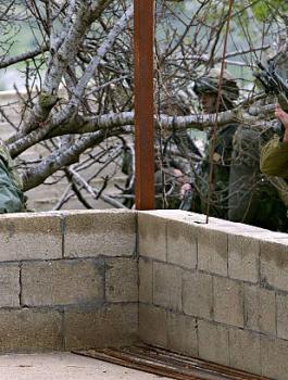 الجيش الاسرائيلي يحاصر رام الله 