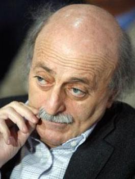 جنبلاط وعملية الاقصى 