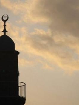 منع الاذان 