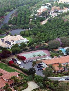 قصر وزير الخارجية السعودي معروضاً للبيع بمبلغ فلكي