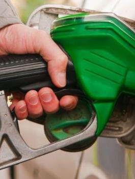 أسعار المحروقات والغاز للمستهلك في شهر أيلول