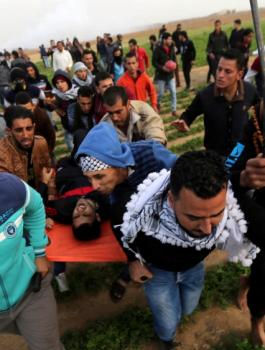 إصابة 4 شبان برصاص الاحتلال شرق قطاع غزة