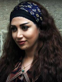 ممثلة سورية تفاجئ جمهورها: فقدت بصري لأيام