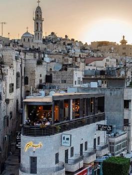 bab-iddeir-in-the-center