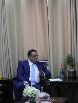 أمين عام مجلس الوزراء الفلسطيني والاردن 